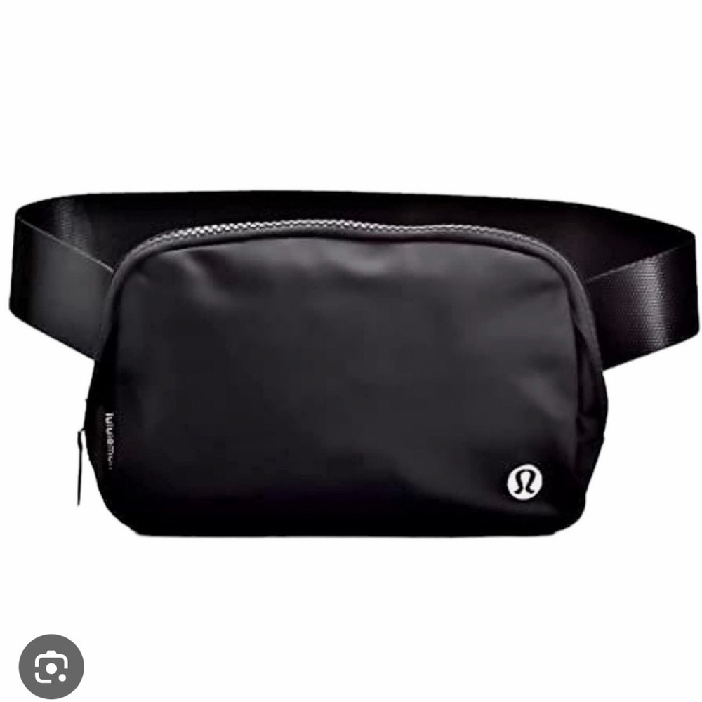 lululemon athletica Black Belt Bag